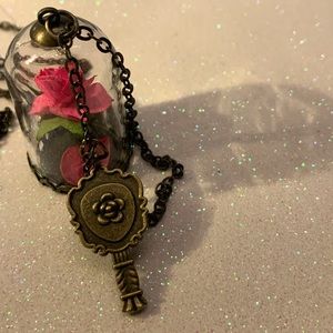 Necklace with pendant